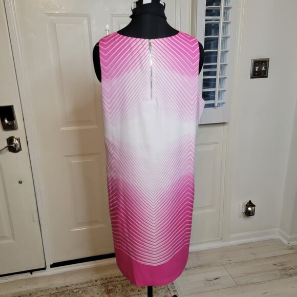 Vince Camuto Pink Chevron Ombre Shift Dress Size 12 | Sleeveless Work to Weekend - Picture 5 of 9